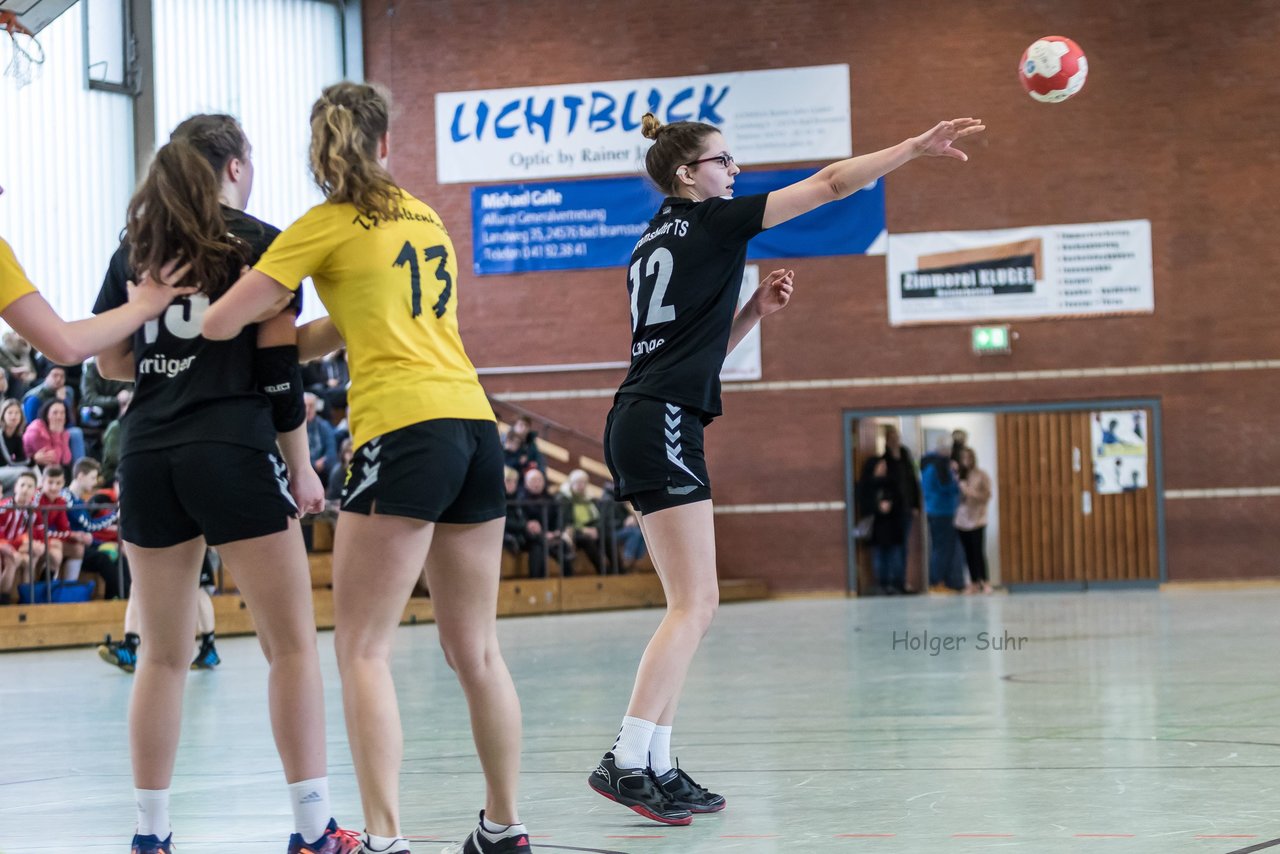 Bild 173 - B-Juniorinnen Bramstedter TS - TSV Altenholz : Ergebnis: 17:16